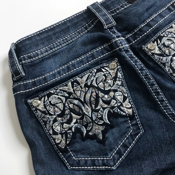 NWT Miss Me Aztec Mid Rise Jeans - Picture 5 of 7